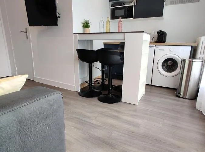 Le Foucauld-goodcaen Apartment